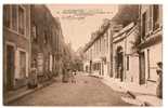 Valognes, Rue Carnot Et Portail De La Sous-Préfecture Animée - Valognes