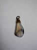 PENDENTIF EN AGATE BLEUTEE ET NOIRE 3 CM - Hangers