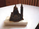 SACRE COEUR DE MONTMARTRE METAL ET MARBRE 10 X 9,5 Cm - Paper-weights