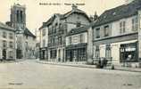 N°3833 -cpa Maule -place Du Marché- - Maule