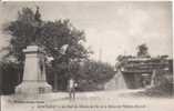 MONTAIGU 9 LE PONT DU CHEMIN DE FER ET LA STATUE DE VILLEBOIS MAREUIL (TRAIN CIRCULANT) 1919 - Montaigu