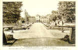 35.  BECHEREL.  CHÂTEAU DE CARADEUC.  ANCIENNE RESIDENCE DU CELEBRE PROCUREUR GENERAL LA CHALOTAIS. - Bécherel