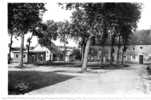 Place De La Vieille Halle - Brulon