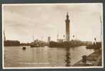 GRIMSBY, THE ROYAL DOCK,   OLD POSTCARD USED 1933 - Other & Unclassified