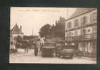 Besse ( En Chandesse Puy De Dôme 63) - Arrêt Des Autocars ( Animée Hôtel De La Providence G. D'O 5410) - Besse Et Saint Anastaise