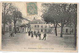 Pithiviers Théatre Et Hotel De Ville - Pithiviers