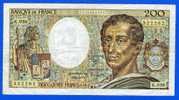 BILLET  DE DEUX CENTS  FRANCS. 200 F. ( MONTESQUIEU ).  1987  /   D . 051 .   / ETAT .T . T . B . VOIR SCAN - 200 F 1981-1994 ''Montesquieu''