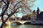 PARIS 1964 (la Seine Au Pont Du Change) - The River Seine And Its Banks