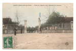 Saint-nicolas-du-Port (54) : Entrée De La Caserne, Quartier Du 4ème Bataillon De Chasseurs En 1908 (animée). - Saint Nicolas De Port