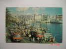 5827 BARBADOS UNLOADING FRUIT IN BUSY BRIDGETOWN    YEARS / AÑOS 1960 OTHERS IN MY STORE - Barbades