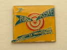 PIN´S LA POSTE - PUBLI POSTE TIR A L´ARC - Mail Services