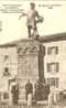 48/ CHATEAUNEUF DE RANDON / STATUE DE DUGUESCLIN ERIGEE SUR LA PLACE - Chateauneuf De Randon