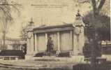 CPA - Maisons Alfort (94) - Jardins De La Mairie - Monuments Aux Morts(1914-1918) - Maisons Alfort