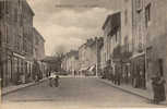 MONTBRISON RUE GRENETTE TRES ANIMEE COMMERCES - Montbrison