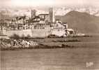 CPSM 10X15 . ANTIBES  ( 06 ) LES REMPARTS ET LA CHAINE DES ALPES - Andere & Zonder Classificatie