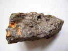 SPHALERITE MASSIVE AVEC  PETITE GEODE DE BLENDE 5 X 2,5 Cm PINOLS MINE DE MONTGROS - Minéraux