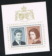 LIECHTENSTEIN -  CAT. BF10    1967 PRINCIPE HANS ADAM E PRINCIPESSA MARIE AGLAE - NUOVI  (MINT) ** - Blocs & Feuillets