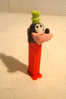 PEZ DISTRIBUTEUR / ANCIEN / GOOFY  / TRES BEL ETAT - Pez