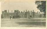 Britain United Kingdom - Hampton Court Palace, West Front, London Old Postcard [P1431] - Londen - Buitenwijken