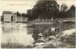 Carte Postale Ancienne Jarnac - Entrée Du Square - Métier, Laveuse, Lavandière - Jarnac