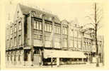 PAYS-BAS.  TILBURG.  HÔTEL RICHE.  GROS PLAN.  TERRASSE. - Tilburg