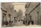 Carte Postale Ancienne Eyguières - Rue Boisgelin - Eyguieres