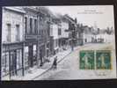 LILLERS - La Place De La Mairie - Commerces - Patisserie "Duez-Liétard" - Librairie "Journal De Lillers" - Décembre 1917 - Lillers