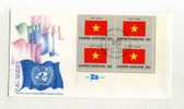 - O.N.U. GENEVE . DRAPEAU DU VIET NAM . BLOC DE 4 BORD DE FEUILLE . CACHET 1er JOUR 26/9/80 - FDC