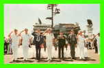 POLITICS - RONALD REAGAN VISIT AIRCRAFT CARRIER THE U.S.S. CONSTELLATION  IN 1981 - - Evènements