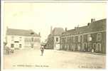 LUCHE  -  Place Du Friche - Luche Pringe