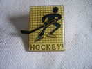 Pin's Hockey Sur Glace - Pattinaggio Artistico