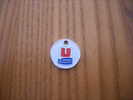 Jeton De Caddies "U (Les Nouveaux Commerçants)" - Trolley Token/Shopping Trolley Chip