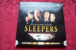 LASERDISC  CDV   °°°   SLEEPERS  AVEC KEVIN BACON + ROBERT DE NIRO + DUSTIN HOFFMAN + BRAD PITT +++ - Otros