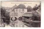 Cpa Anglure - Le Lavoir -femme à La Lessive - Anglure