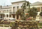 Livry Gargan ( Seine Saint Denis) La Mairie Et La Fontaine Fleurie - Livry Gargan