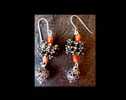 Paire De Tremblantes Baroques En Argent Et Corail Anciens  / Unique Trembling Earrings Old Silver And Coral - Ethnisch