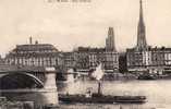 76 Bateau Passant Sous Le Pont Boteldieu à Rouen - Péniches