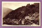 Lynmouth, Pub. G.L. Gunn. - Lynmouth & Lynton