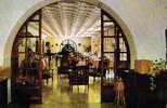 83 BRIGNOLES EN PROVENCE Chateau Hotel Restaurant L'une Des Salles A Manger - Brignoles