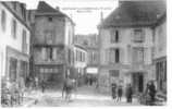 63 - MONTAIGUT En COMBRAILLE - "Rue Du Pont" - BELLE CARTE TRES ANIMEE - - Montaigut