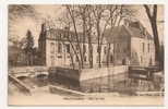 Briare (45) : La Mairie Environ 1930 (animée). - Briare