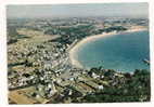 Crozon (29) : Vue Aérienne Sur La Plage Et Le Bourg De MORGAT En 1965. - Crozon