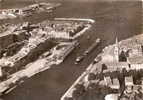 Les Martigues ( Bouches Du Rhone) Vue Aérienne Péniche - Martigues