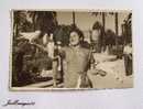 SEVILLA 1954 - PLAZA CON PALOMAS BLANCAS, MUCHACHA DE URUGUAY - Signed Photographs