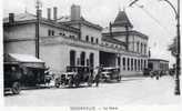 THIONVILLE - BELLE CARTE SÉPIA TRÈS ANIMÉE DE LA GARE - - Thionville