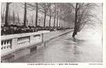 Paris Inondé (Janvier 1910) Quai Des Tuileries Cpa Animée - Inondations