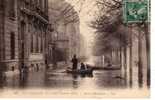 Inondations De Paris (Janvier 1910) Avenue Montaigne Cpa Animée - Überschwemmungen