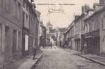 AUMALE.  _  Rue Saint-Lazare. Animation. Magasin Vve VILLIN, G. NORMAND, Pub Denrées Coloniales. - Aumale