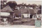 76. MESNIL VAL .  LA FERME DE LA  CHAPELLE.  Basse Cour. - Mesnil-Val