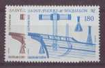 SAINT-PIERRE-ET-MIQUELON N° 561/62** NEUF SANS CHARNIERE  OUTILS ET COQUE DE BATEAU - Otros & Sin Clasificación